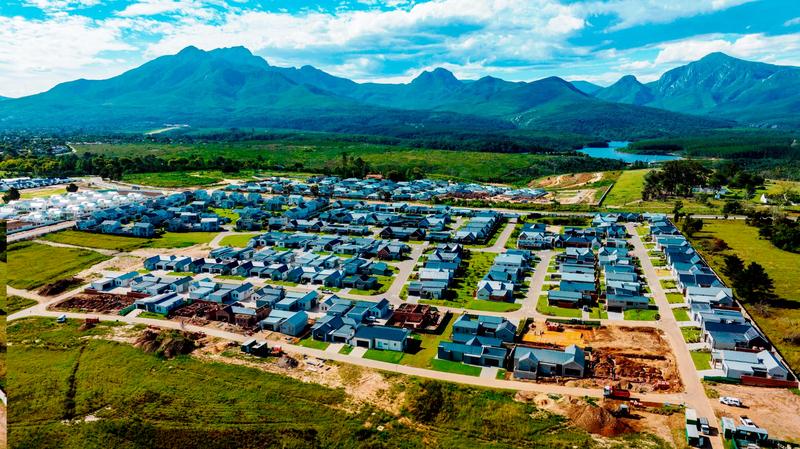 3 Bedroom Property for Sale in Kraaibosch Park Western Cape